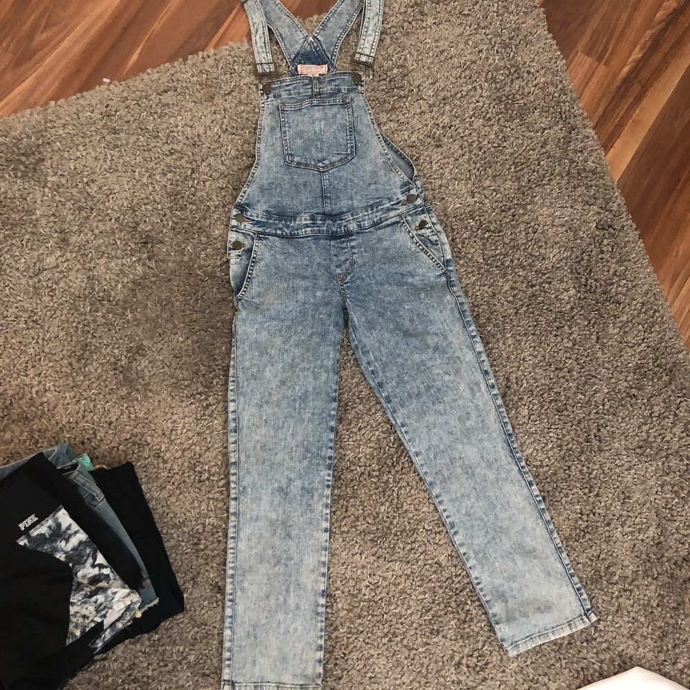 Overalls - Picture 2 of 3